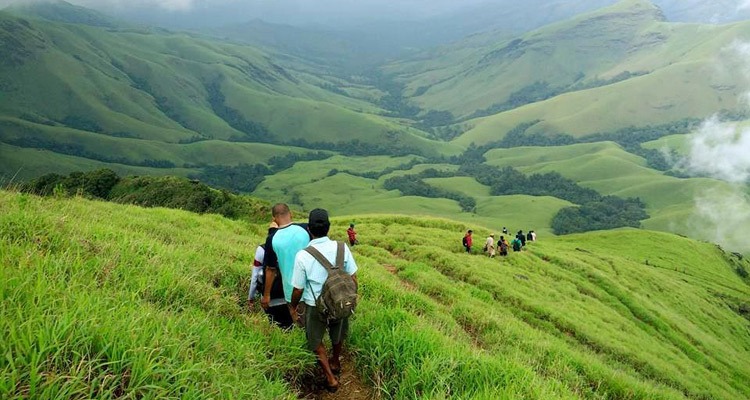 places-to-visit-coorg-tour-local-sightseeing-tour-package-mandalpatti-trek-coorg
